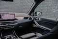BMW X5 xDrive50e M-SPORT PANO TREKHAAK HARMAN KARDON 22IN Zwart - thumbnail 36