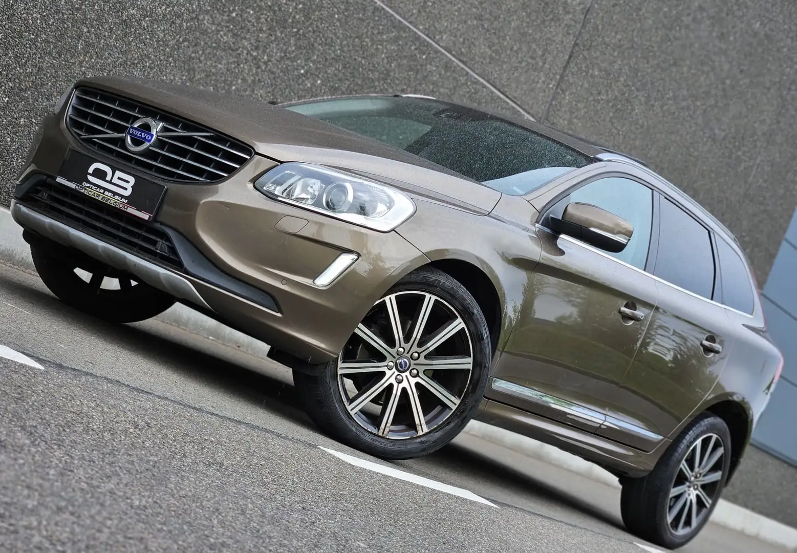 Volvo XC60 ** 2.0 D - D4 - Pano - Camera - Full - Garantie ** Bronze - 1