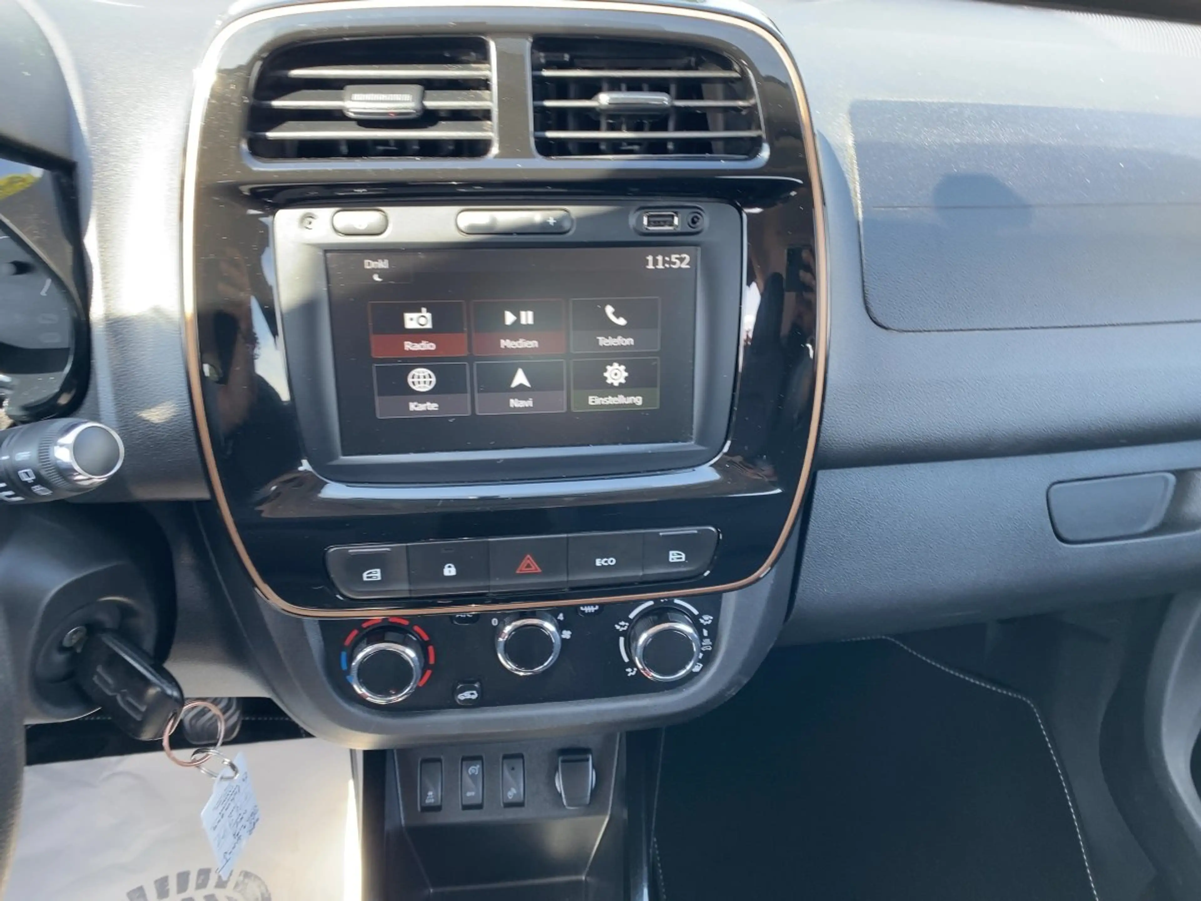 Dacia Spring Electric 65 Extreme CAM*LED*NAVI*PDC*AUT — photo 13