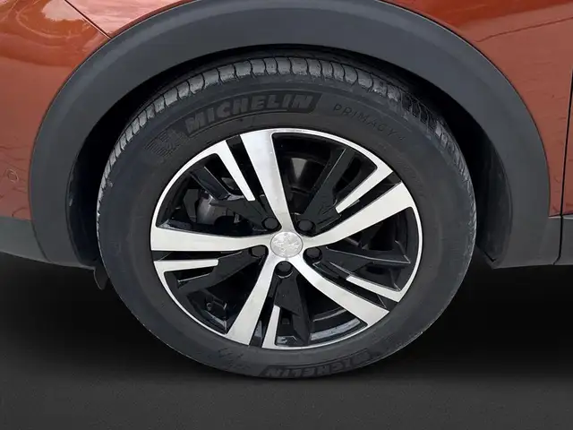 Peugeot 5008 view 8