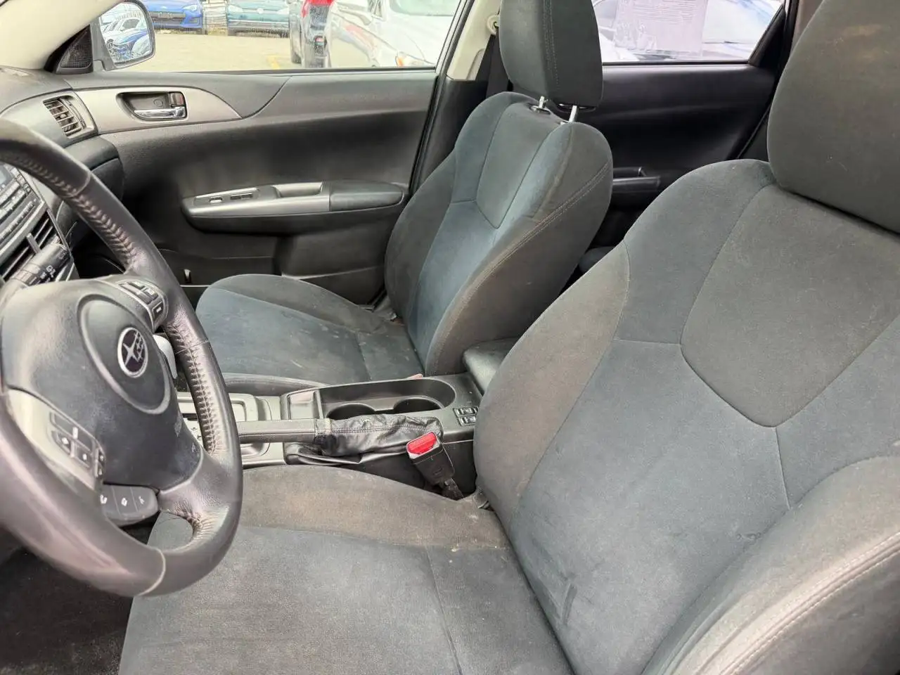 Subaru Impreza снимка Subaru Impreza