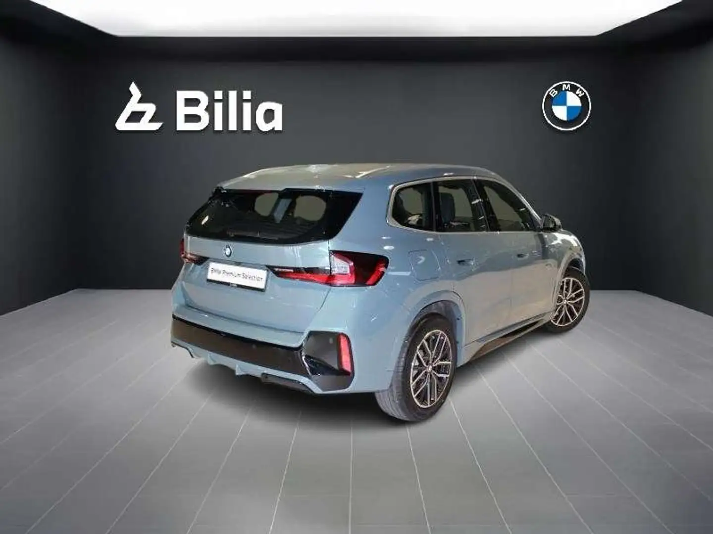 BMW X1 i sDrive18i / PACK M Groen - 2
