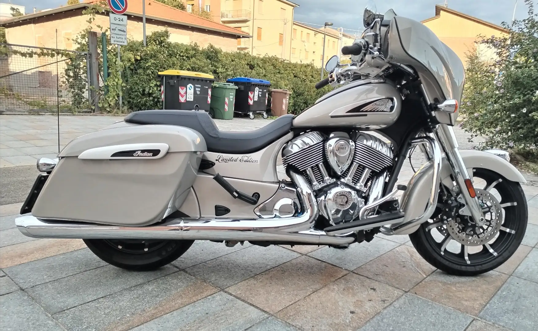 Indian Chieftain Limited Oro - 2