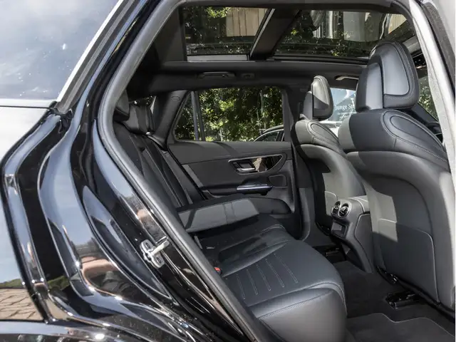 Mercedes-Benz GLC view 10