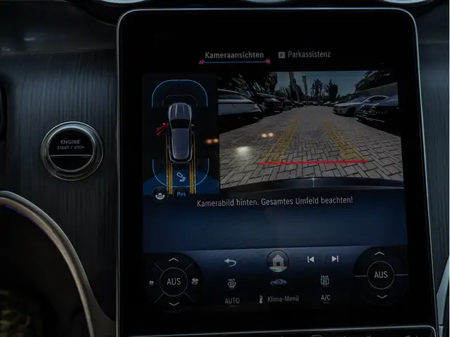 Mercedes-Benz GLC view 14