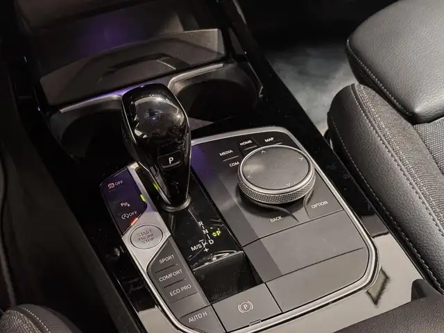 BMW 1 Series view 13