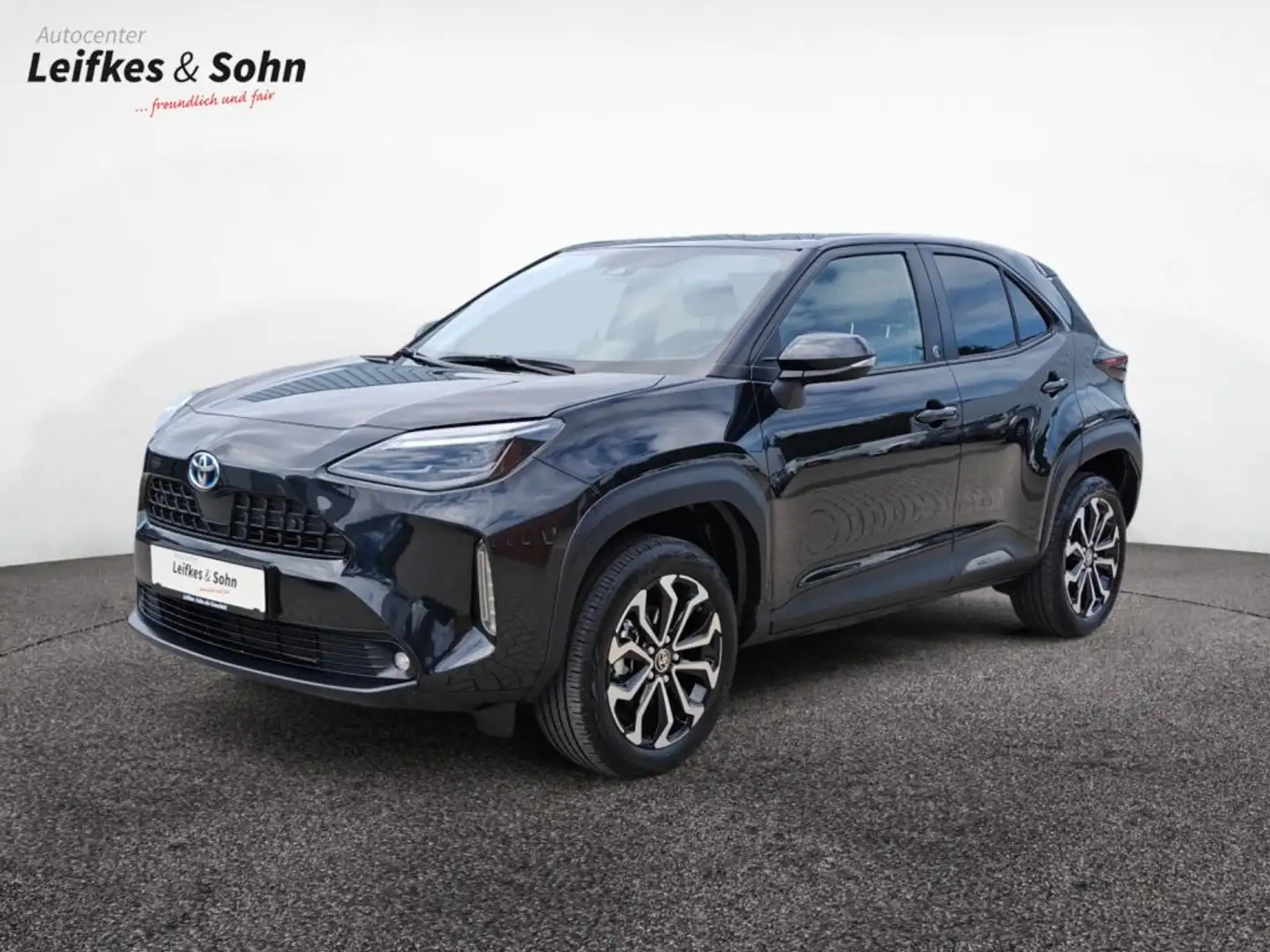 Toyota Yaris Cross Hybrid 1.5 VVT-i Team Deutschland Nero - 1