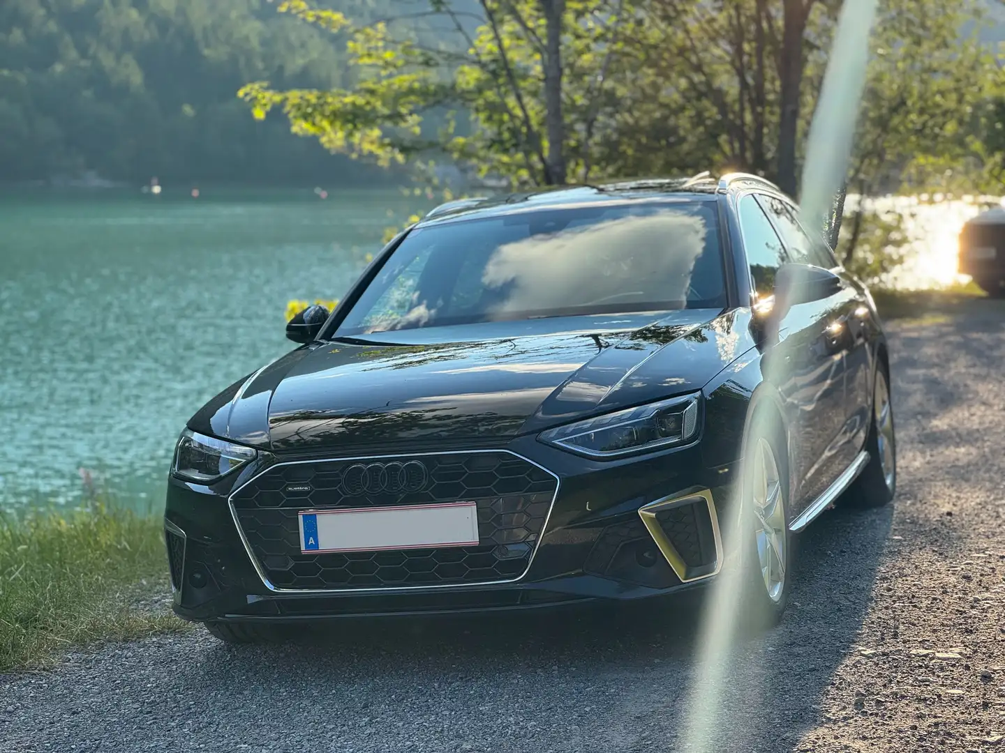 Audi A4 Avant 40 TDI quattro S-line S-tronic Schwarz - 2