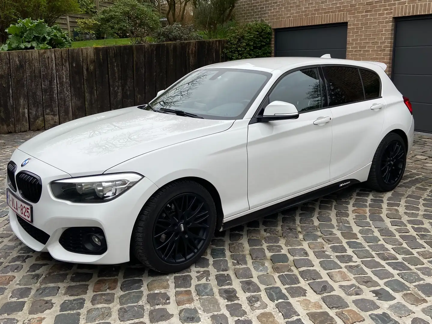 BMW 118 118 d Hatch - Pack M - Harman Kardon Wit - 1