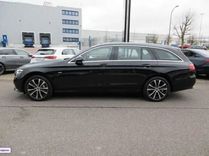 Mercedes-Benz Clase E 2022, foto 8