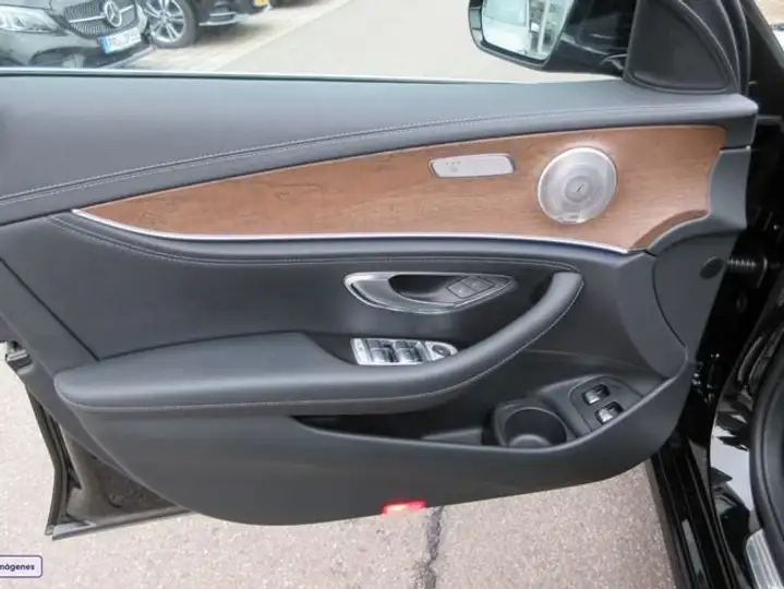 Mercedes-Benz Clase E 2022, foto 9