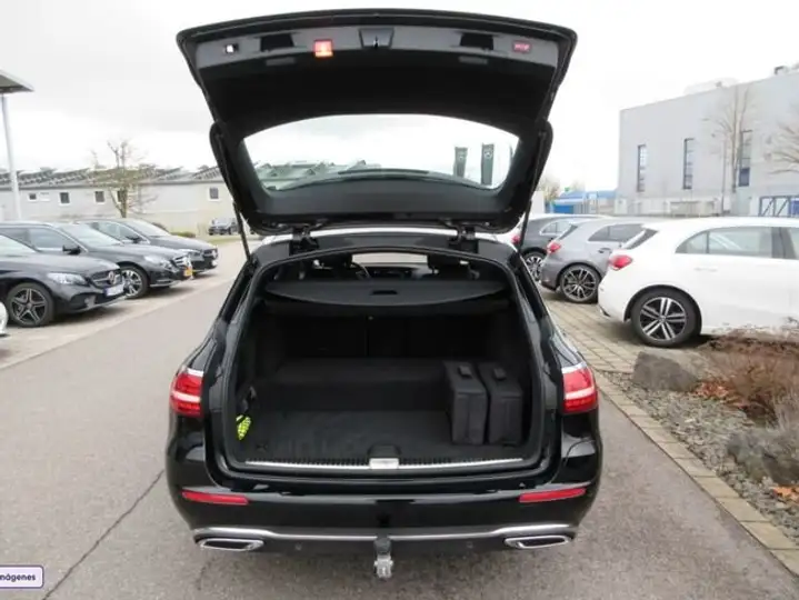 Mercedes-Benz Clase E 2022, foto 22
