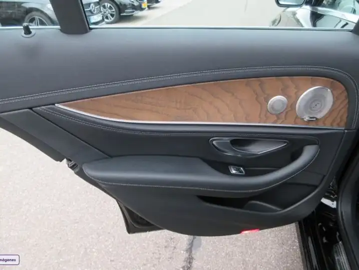 Mercedes-Benz Clase E 2022, foto 12