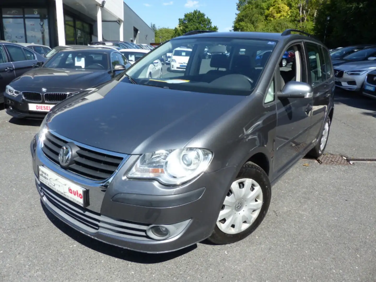 Volkswagen Touran 2.0 ECOFUEL TRENDLINE 7 PLACES Gris - 1