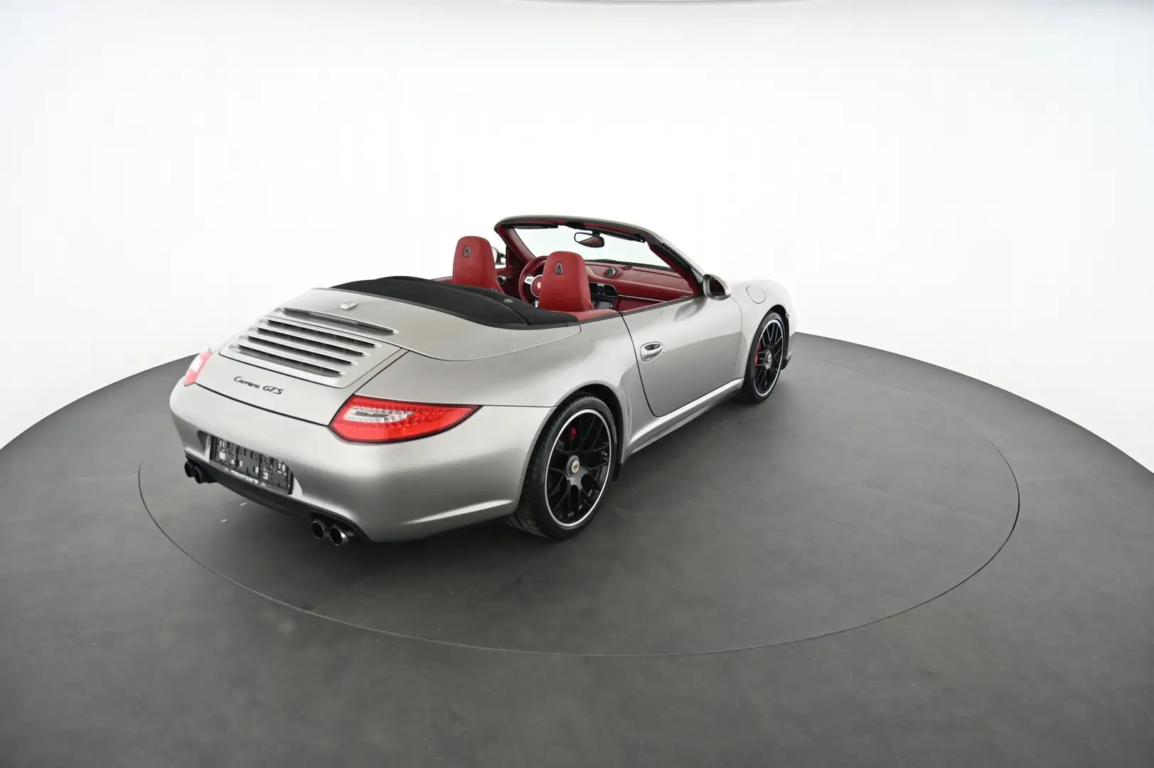 Porsche 997 911 3.8 GTS Cabrio EXP € 110.980,- Silber - 2