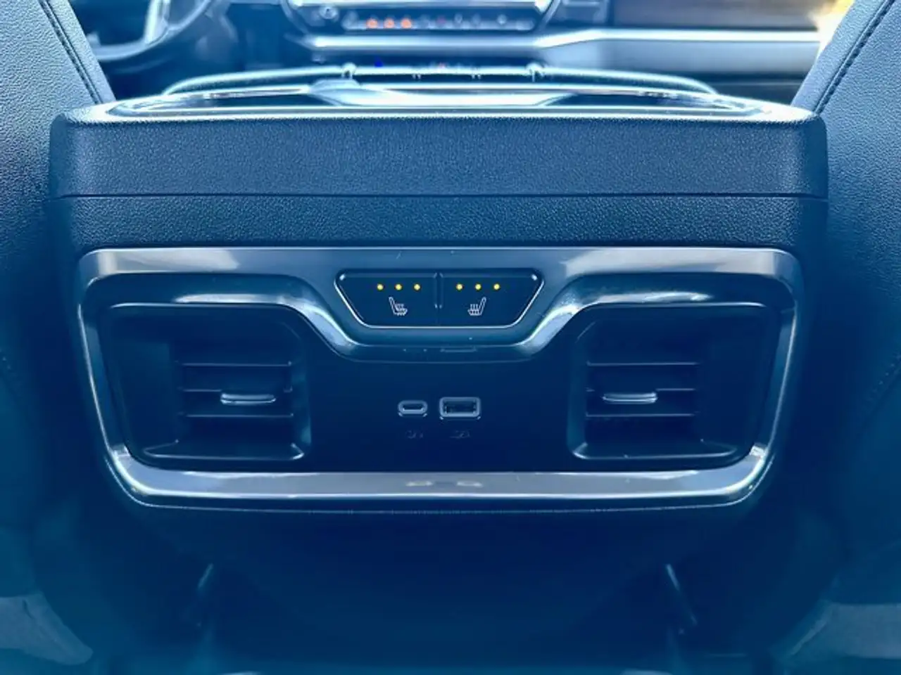 Chevrolet Silverado 1500 снимка Chevrolet Silverado 1500