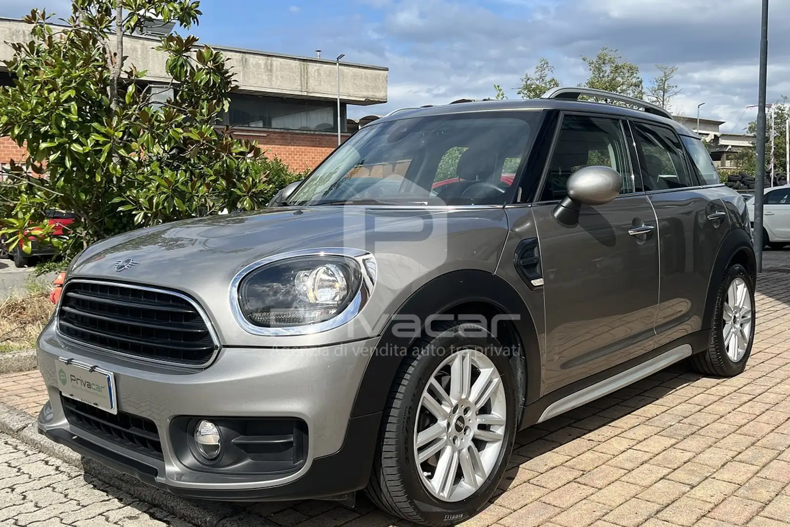 MINI Cooper D Countryman Mini 2.0 Cooper D Boost Countryman Argent - 1