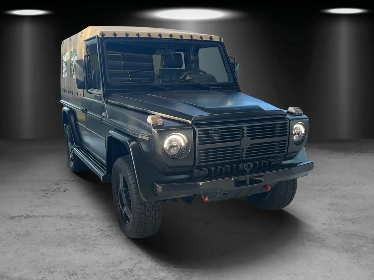 Mercedes-Benz 230 PUCH 230 GE lang 4x4 frame-off Vollrestauration Noir - 2