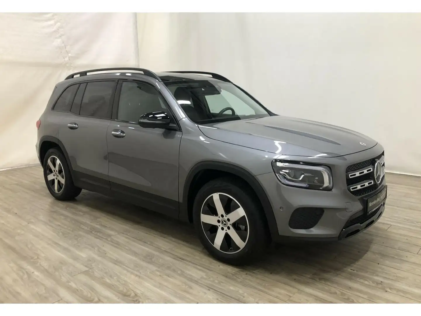 Mercedes-Benz GLB 220 d 4M Progressive NIGHT*Pano*AHK*7-Sitzer Gris - 2