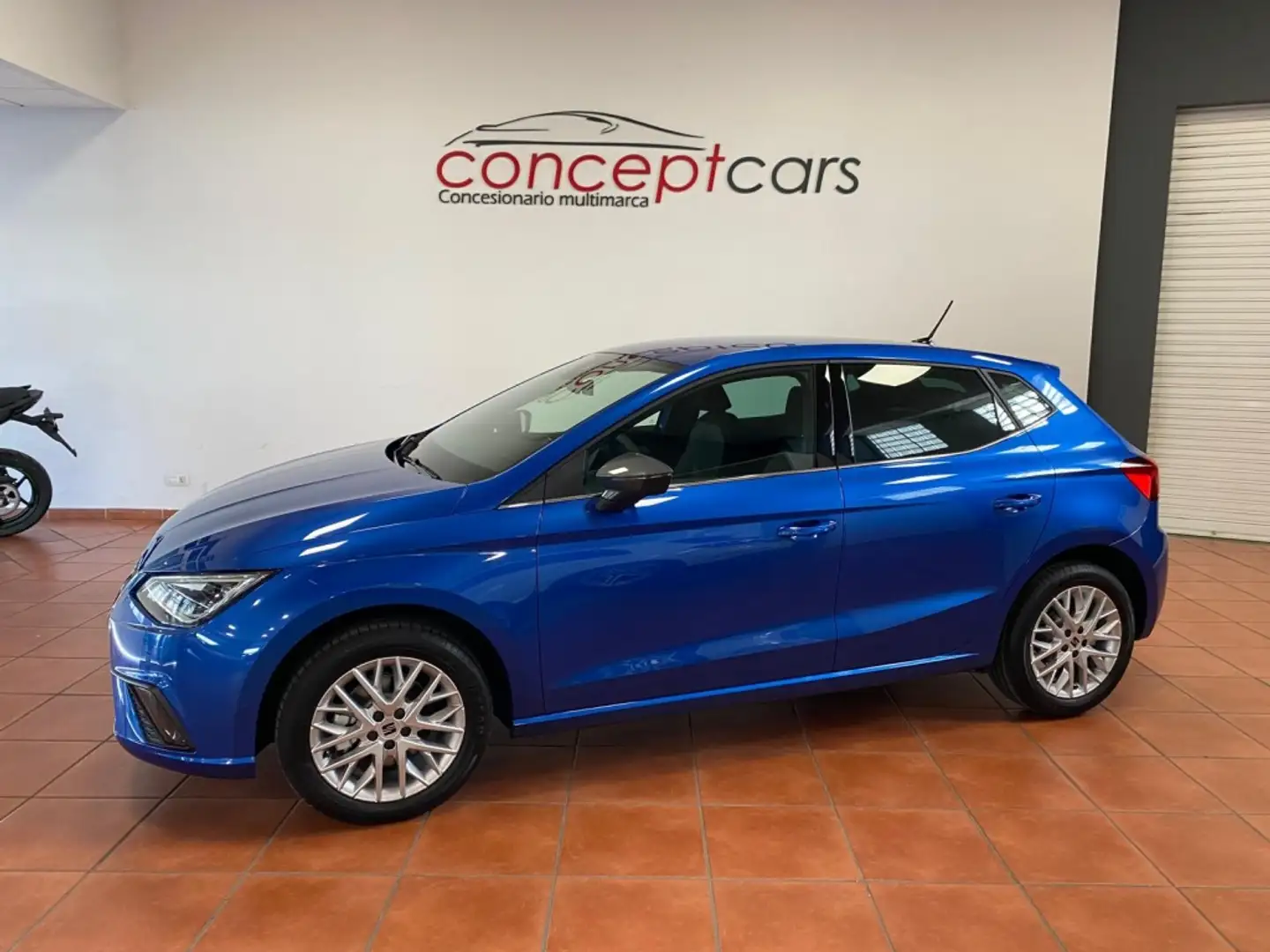 SEAT Ibiza 1.0 TSI S&S Special Edition 115 Azul - 2