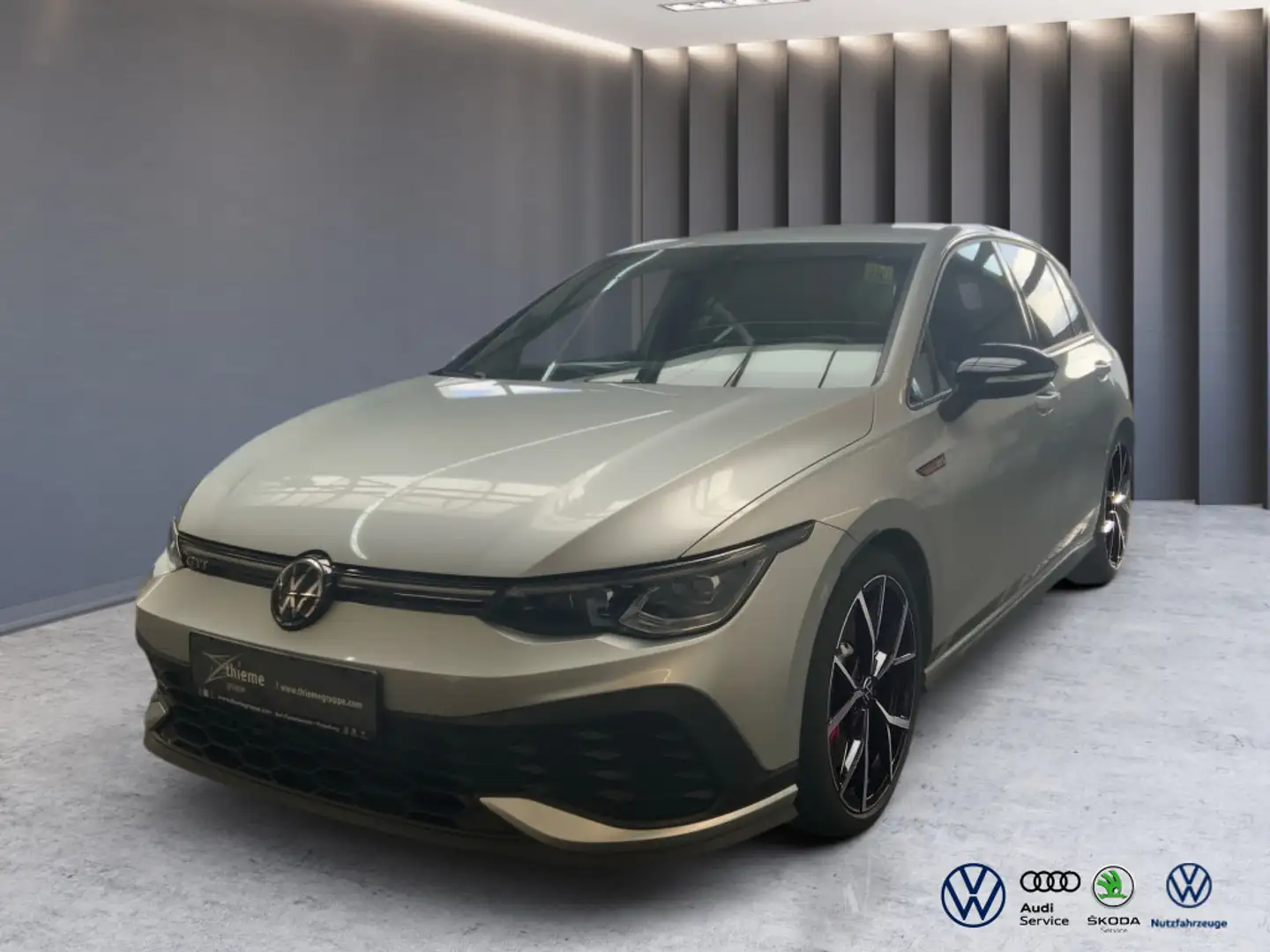 Volkswagen Golf VIII 2.0 TSI GTI Clubsport MATRIX-LED Silber - 1