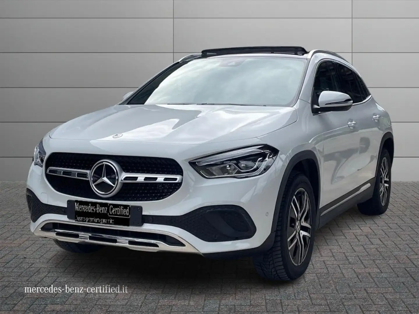 Mercedes-Benz GLA 250 250 e phev (eq-power) Sport Plus auto Bianco - 1