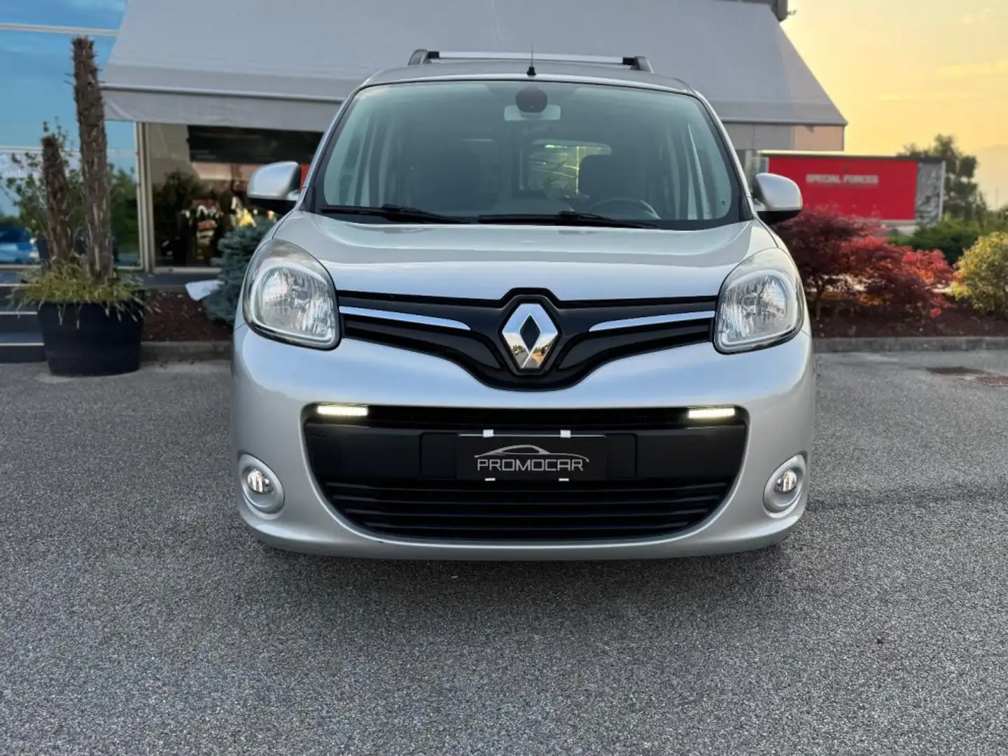 Renault Kangoo 1.5 dCi 110CV AUTOMATICO 5 P LIMITED 2 *UNIPROP* Argento - 2