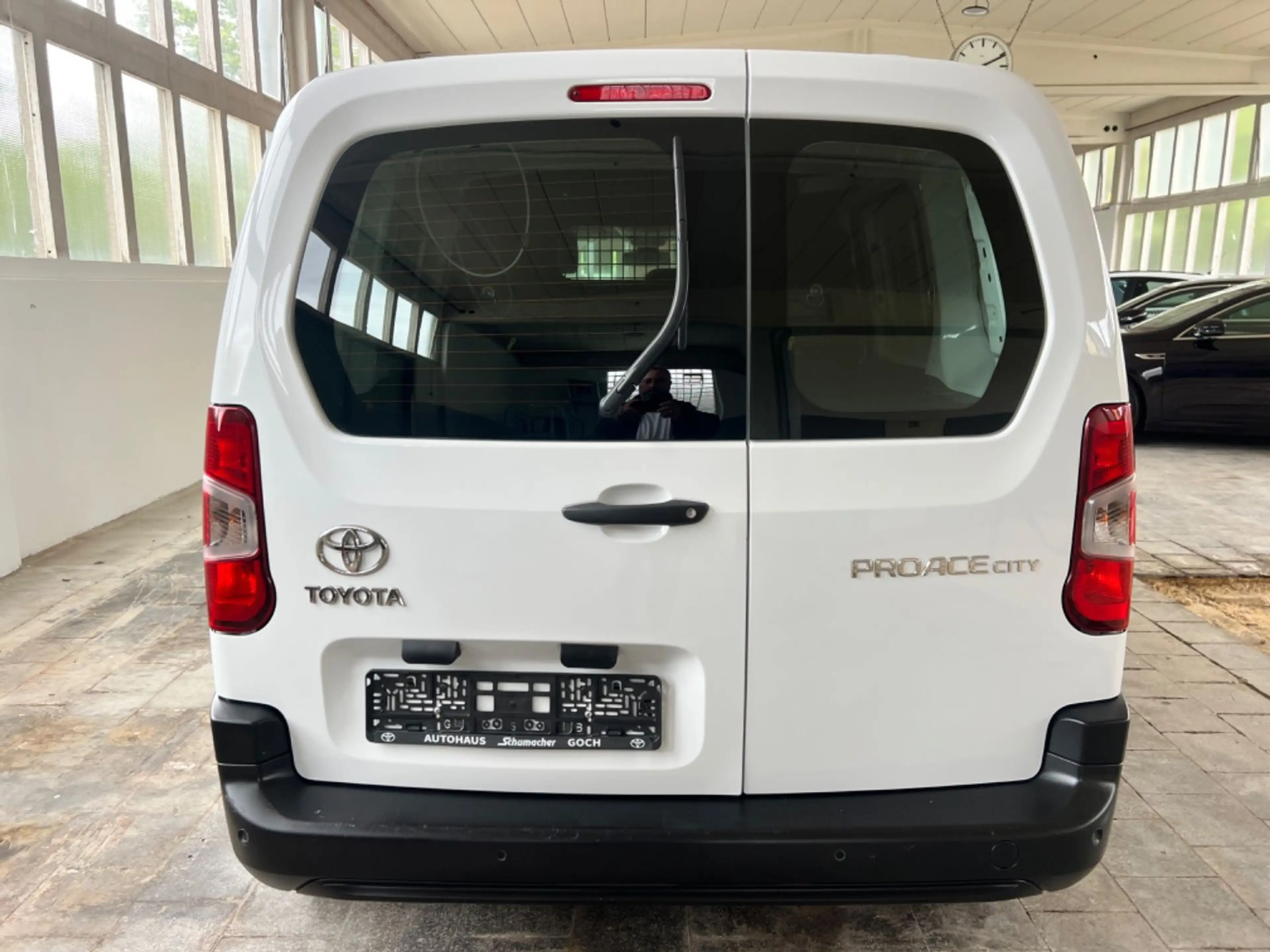 Toyota Proace City L1 Meister *PDC*Klima*3Sitzer* — photo 3