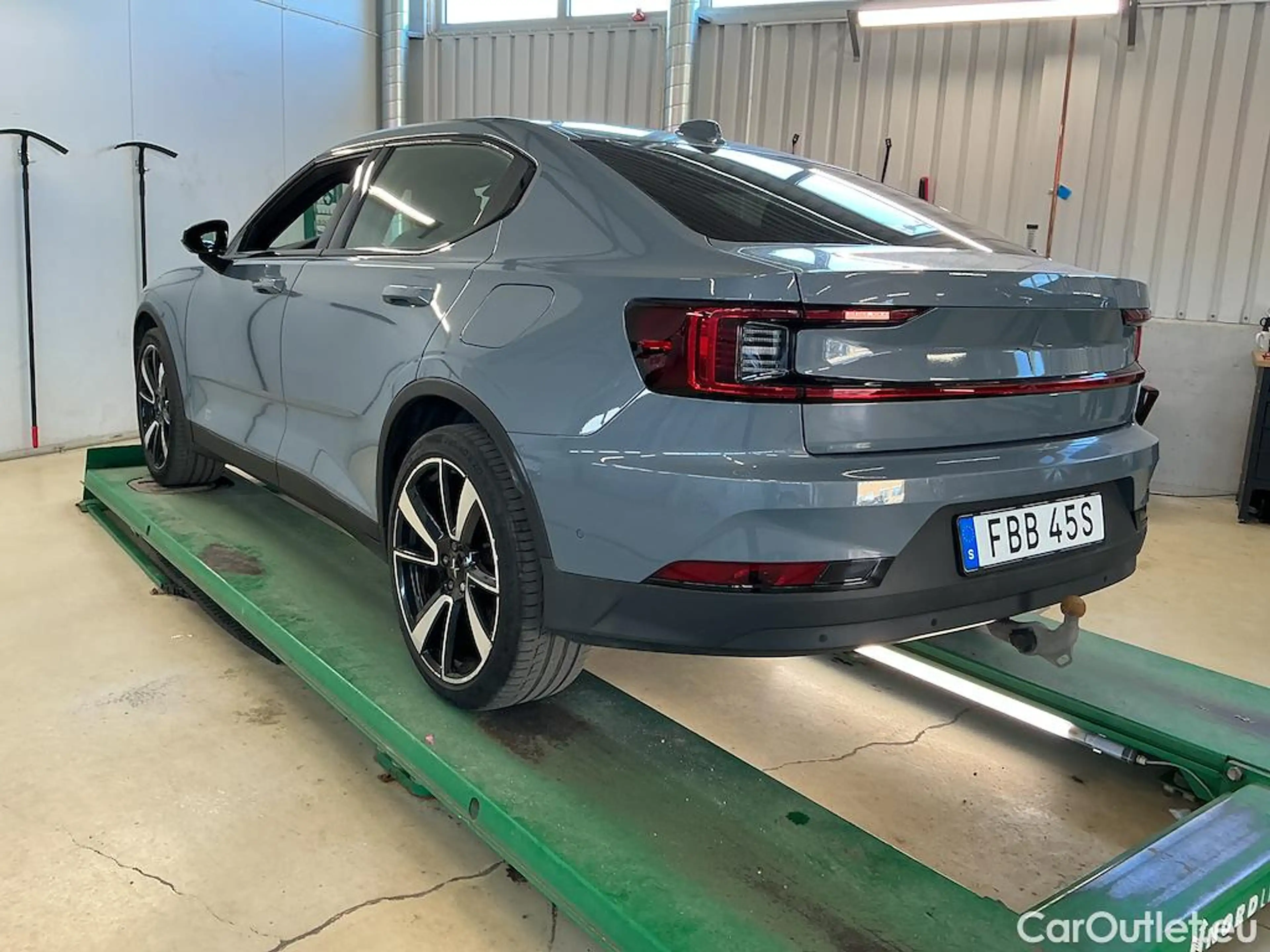 Polestar 2 Elektro Automatik — photo 4
