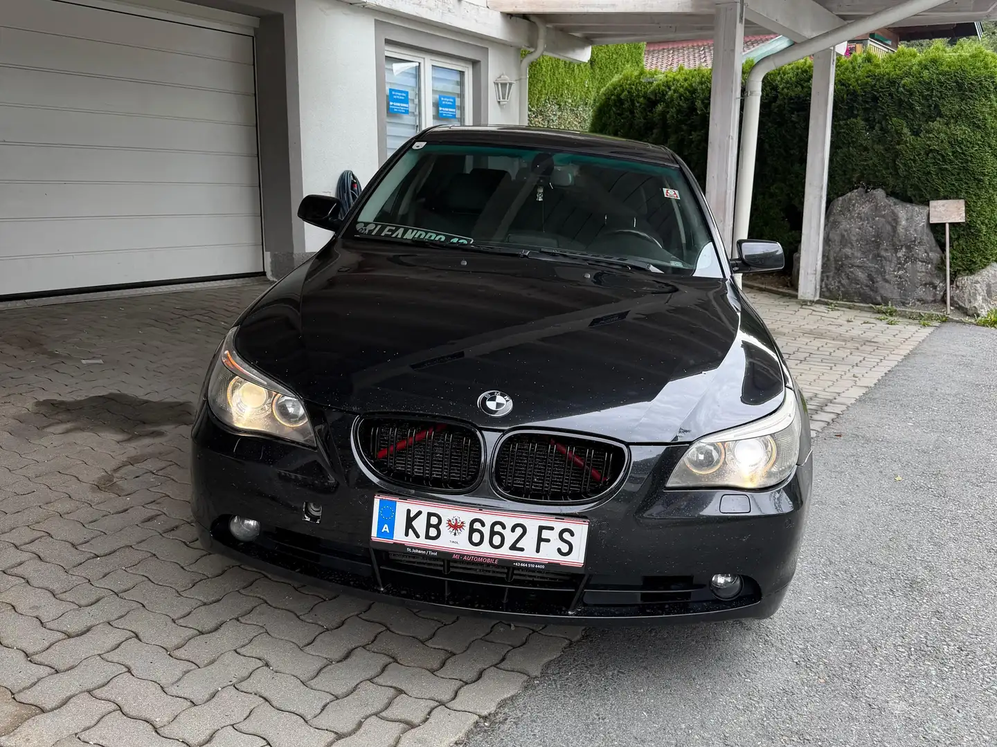 BMW 525 E60 Schwarz - 1