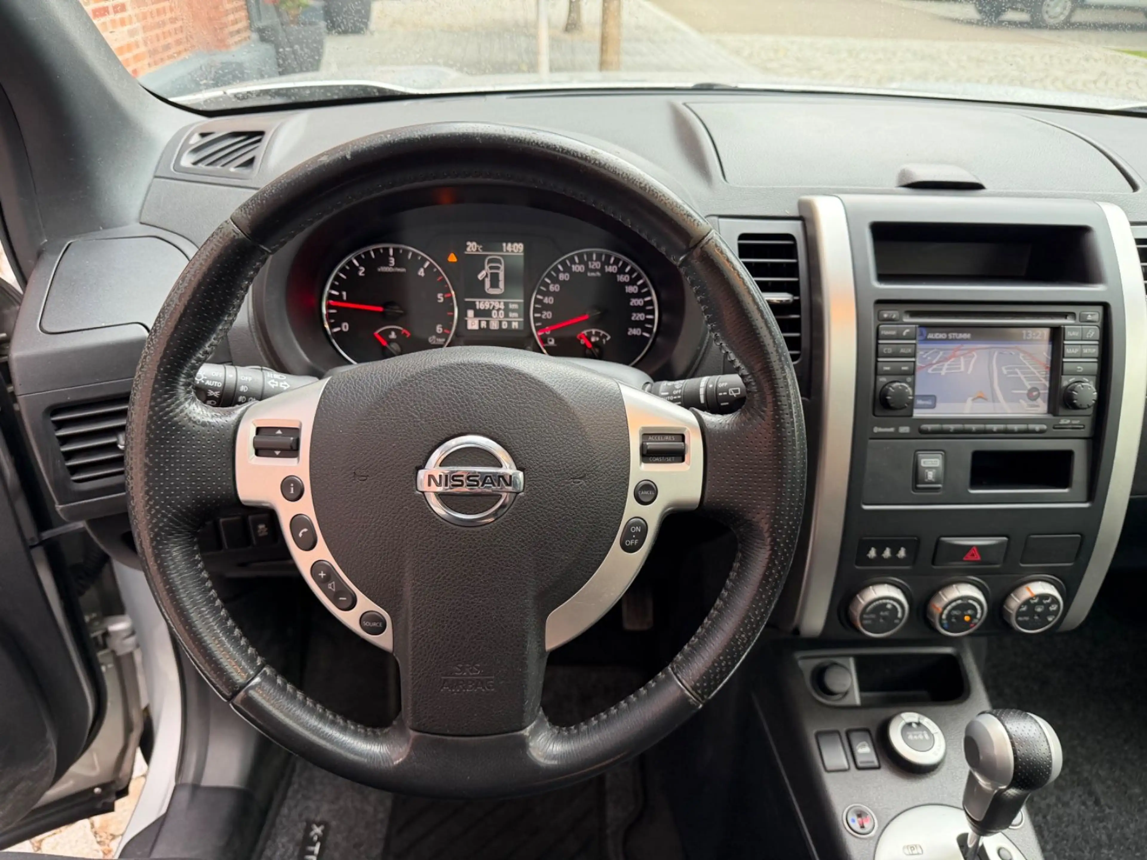 Nissan X-Trail I-Way 4x4 *1.Hand*360°*Pano*Tempomat* — photo 10