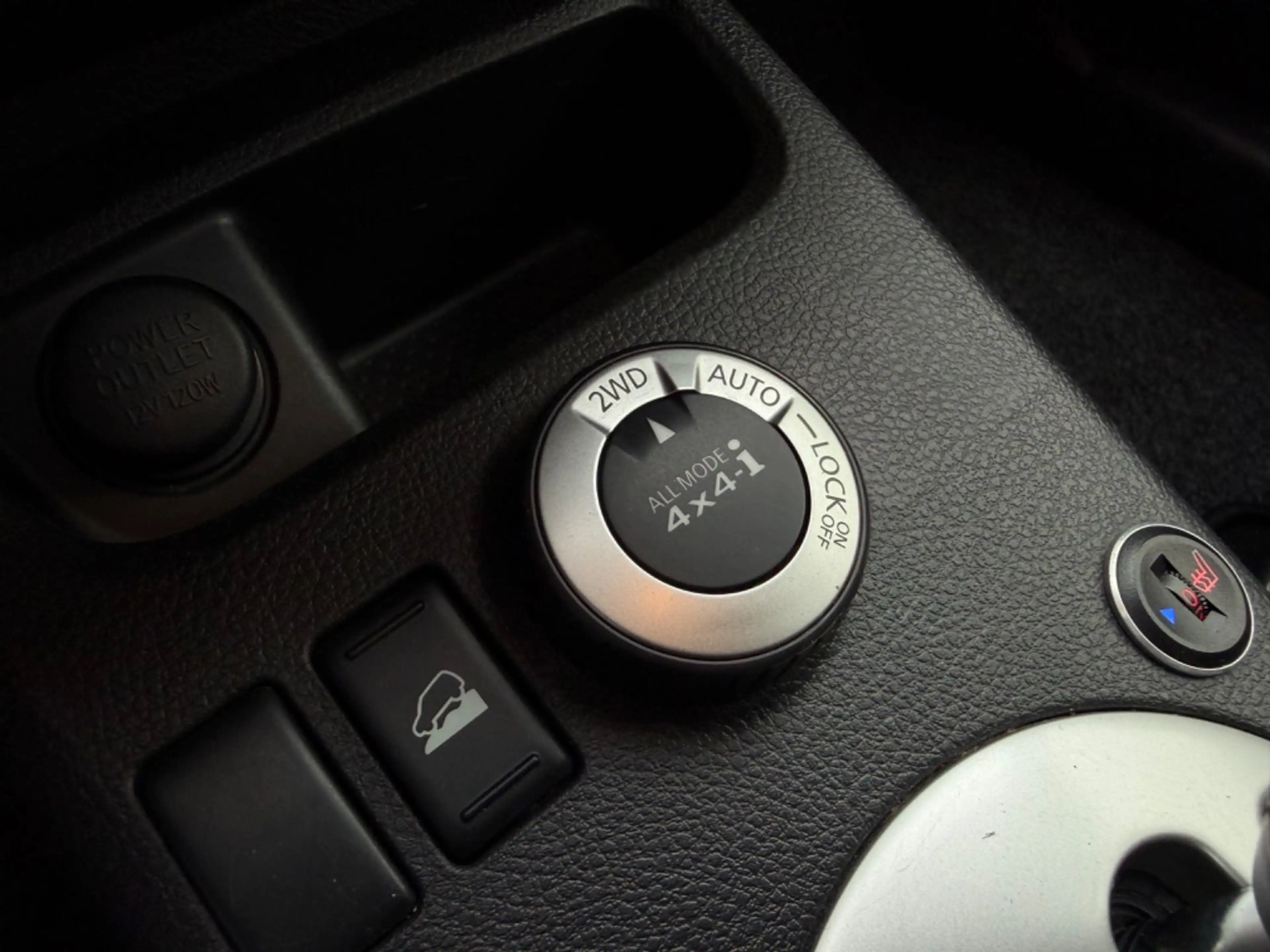 Nissan X-Trail I-Way 4x4 *1.Hand*360°*Pano*Tempomat* — photo 15