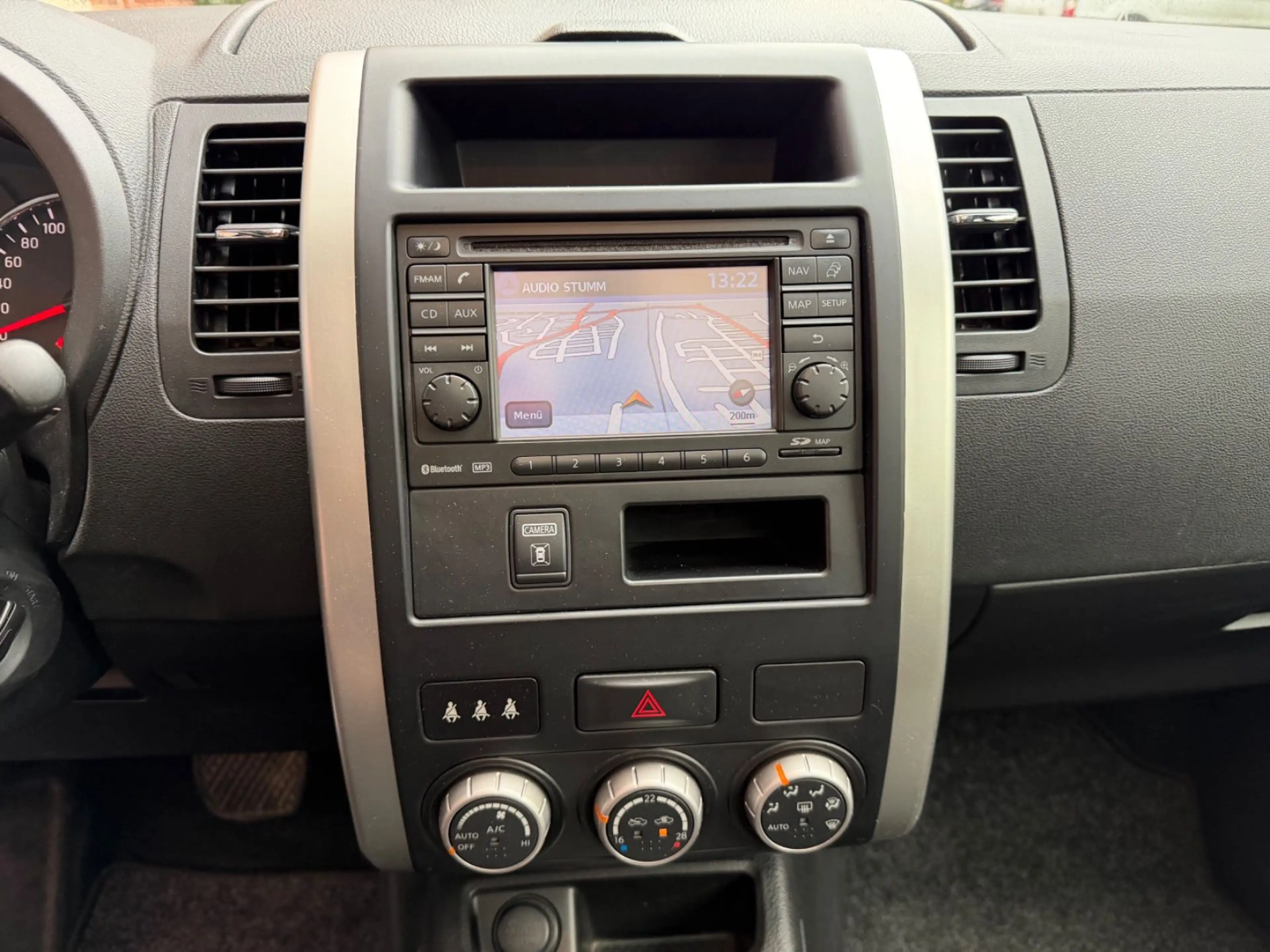 Nissan X-Trail I-Way 4x4 *1.Hand*360°*Pano*Tempomat* — photo 12