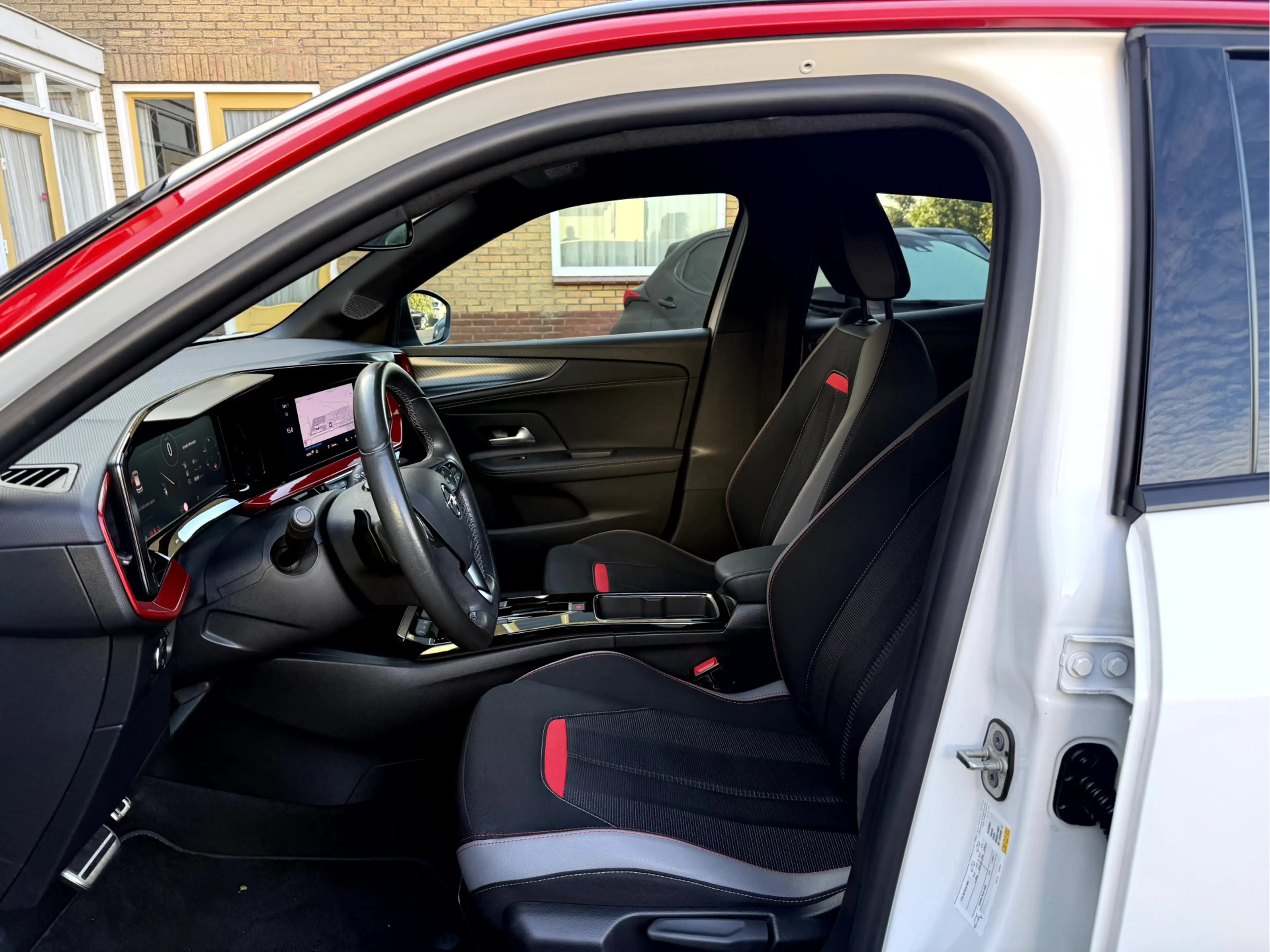Opel Mokka 1.2 Turbo 130pk GS Line Camera, App Connect, 18''L — photo 4