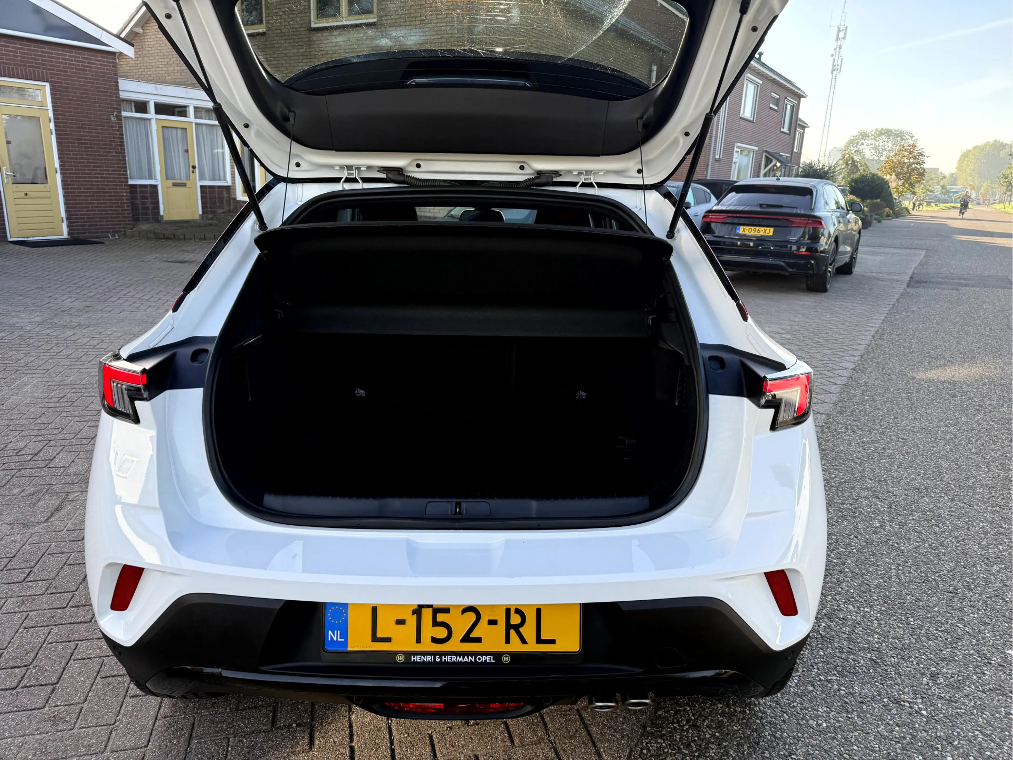 Opel Mokka 1.2 Turbo 130pk GS Line Camera, App Connect, 18''L — photo 17