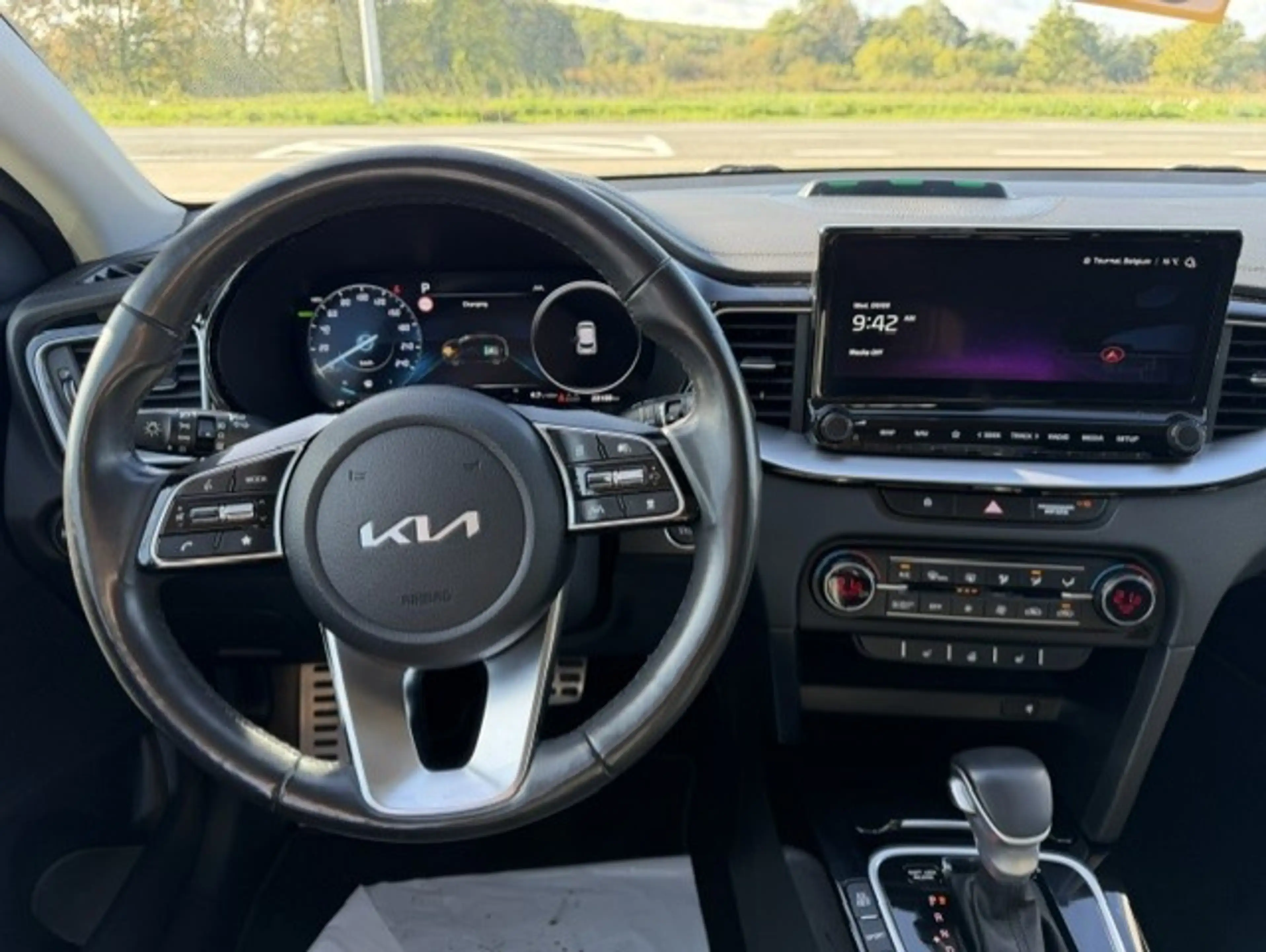 Kia XCeed Business Line PHV 141 — photo 10