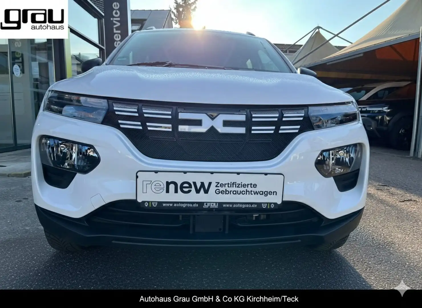 Dacia Spring Essential Weiß - 1