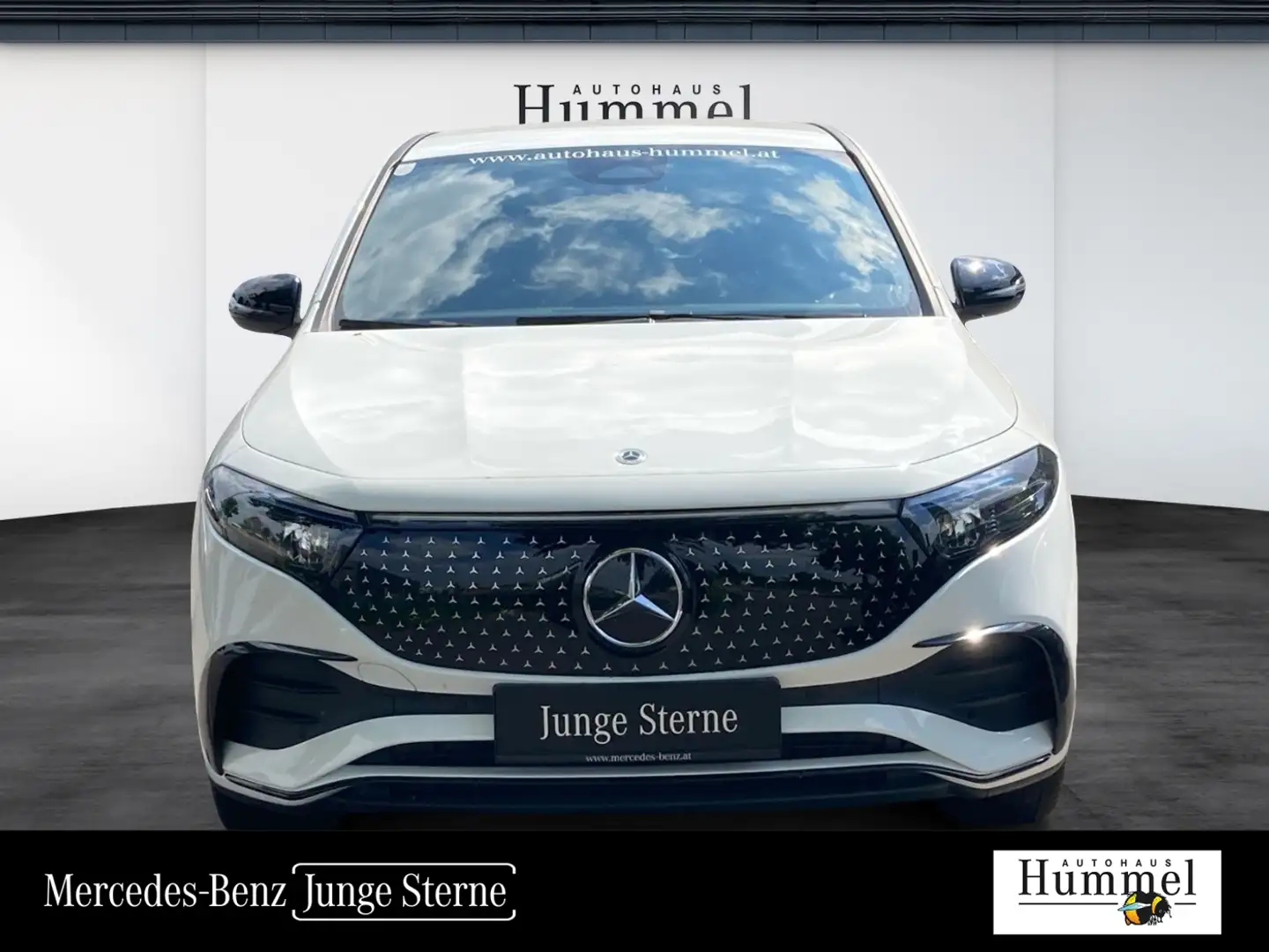 Mercedes-Benz EQA 300 4MATIC Österreich-Edition AMG Night MBUX Blanc - 1