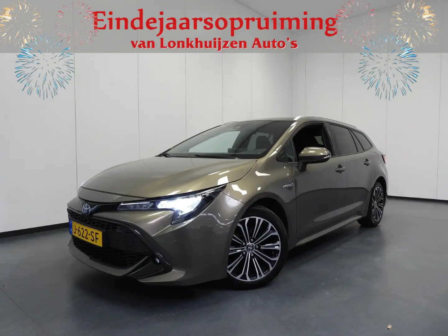 Toyota Corolla Touring Sports 1.8 Hybrid Business Plus NAVI-APP/C Groen - 1
