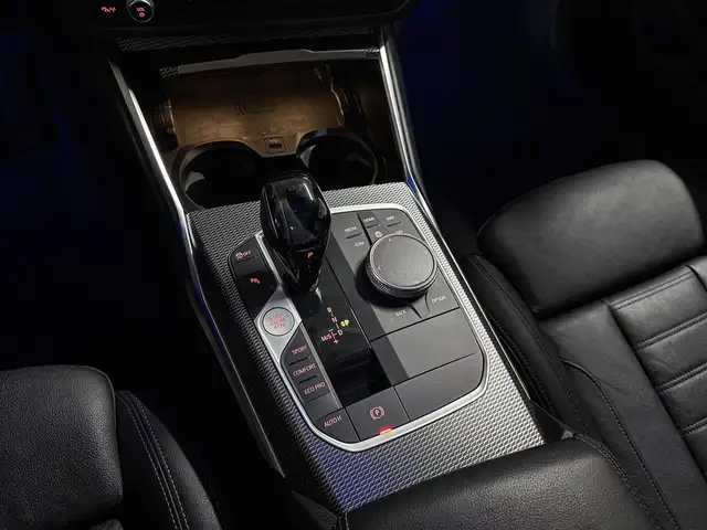 BMW 3 Series view 15
