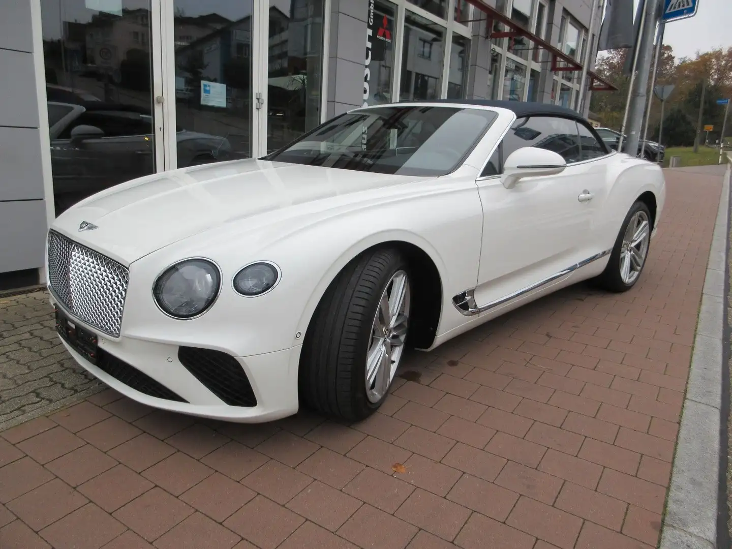 Bentley Continental GTC 6.0 W12 Weiß - 2