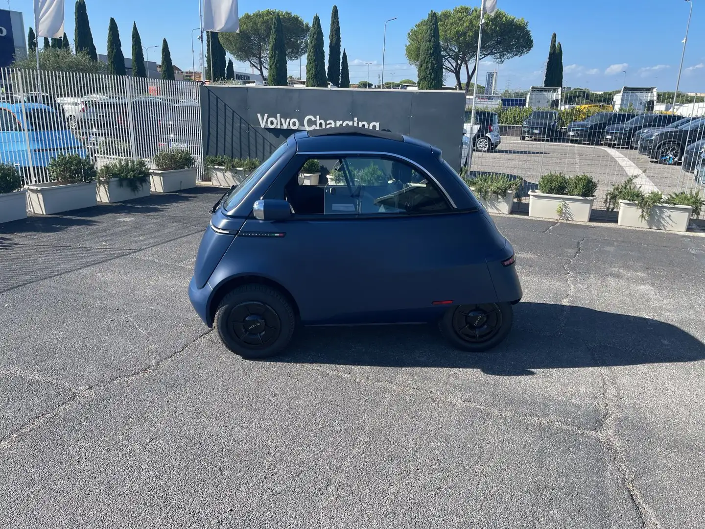 Micro Microlino Microlino 90 15 kWh con Aria Condizionata Albastru - 2
