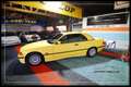 BMW 320 320i Jaune - thumbnail 3