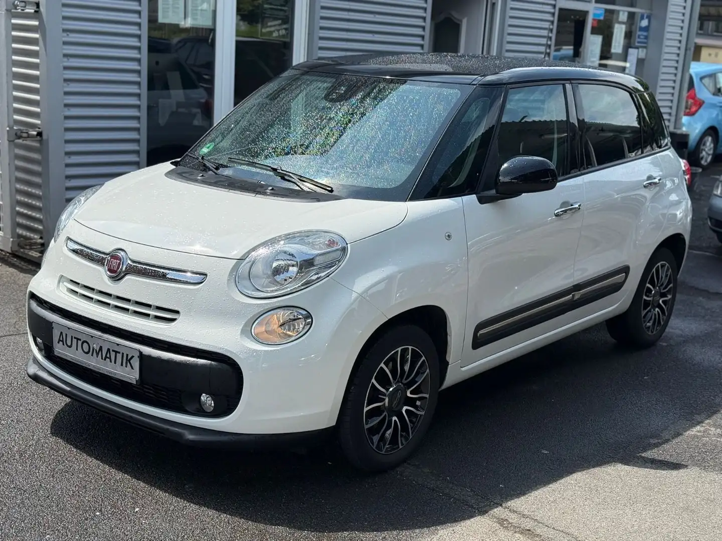 Fiat 500L Lounge AUTOMATIK+LEDER+PANO+KAMERA+NAVI Weiß - 2