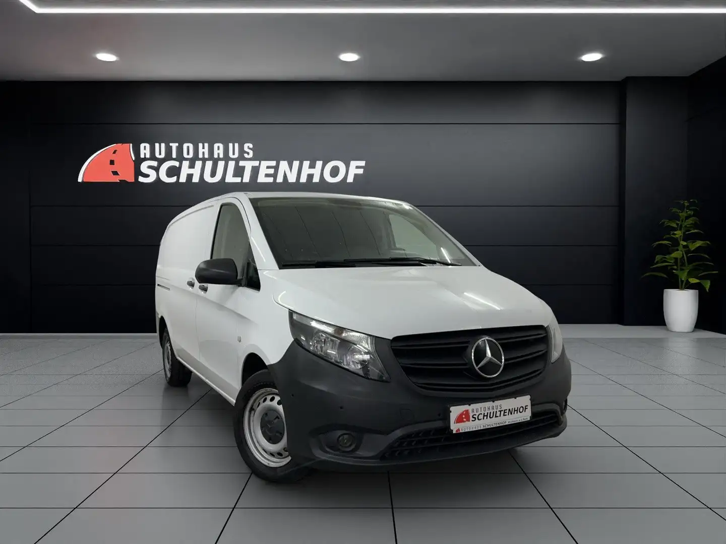 Mercedes-Benz Vito 116 CDI PRO RWD lang AUTOMATIK*AHK*PDC* Weiß - 1