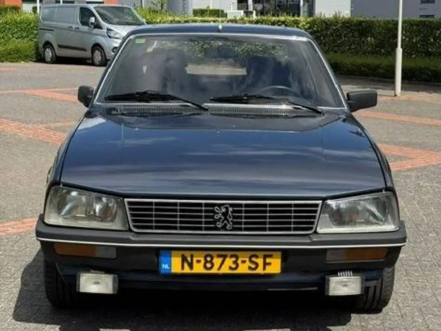 Peugeot 505 GTI Blau - 2