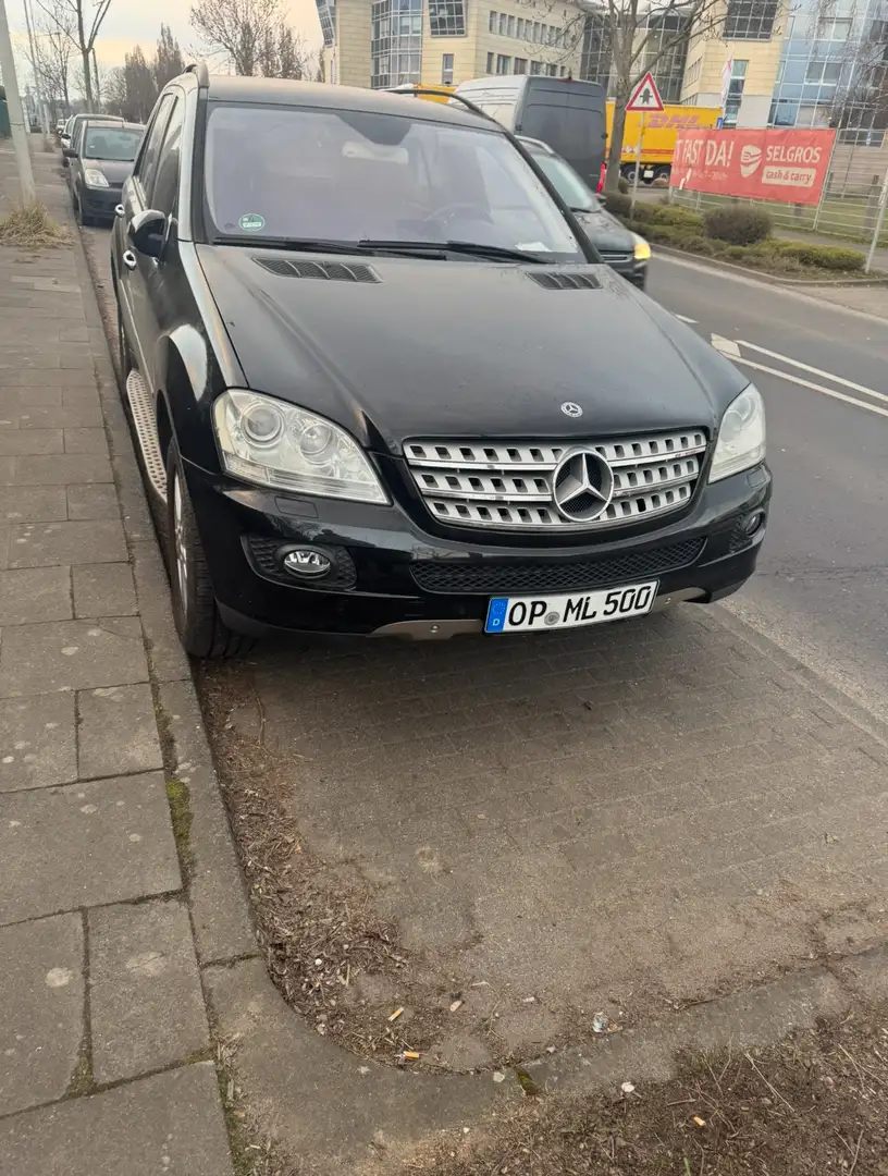 Mercedes-Benz ML 500 7G-TRONIC - 1