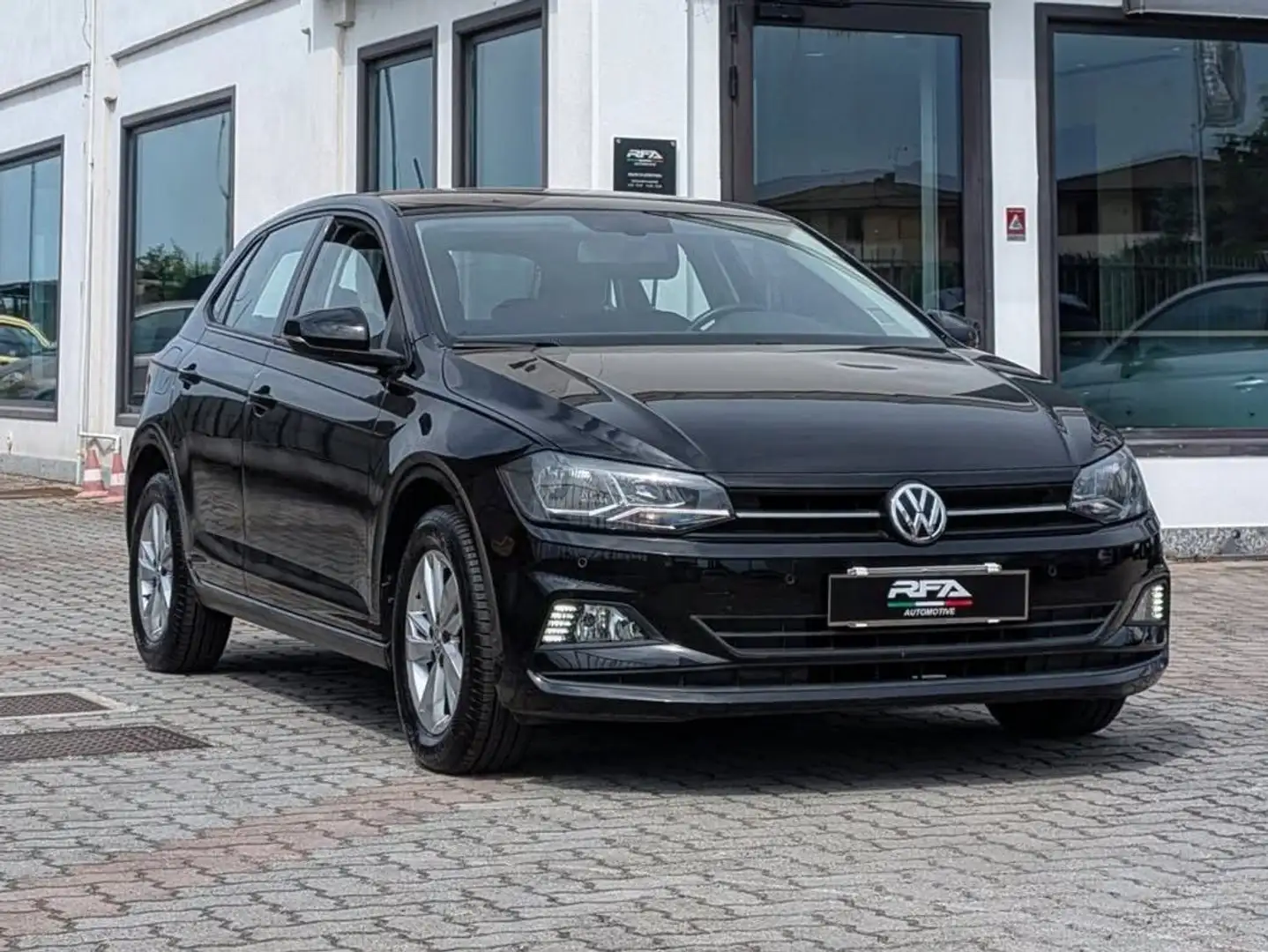Volkswagen Polo Polo VI 2017 5p 1.0 evo Comfortline 80cv Nero - 1