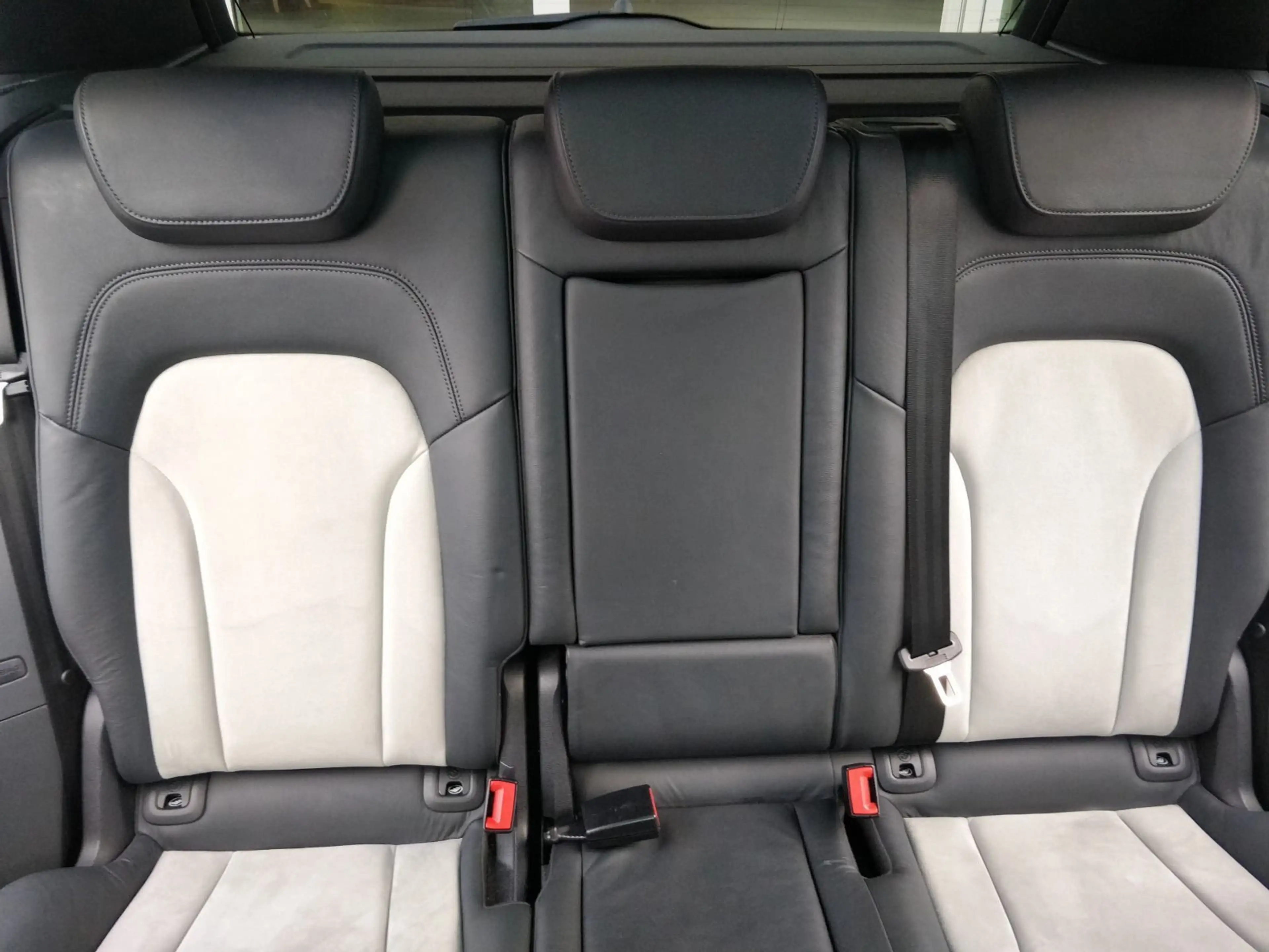 Audi SQ5 3.0 TDI quattro 313PS NAVI AHK PANO PDC KLIM — photo 15