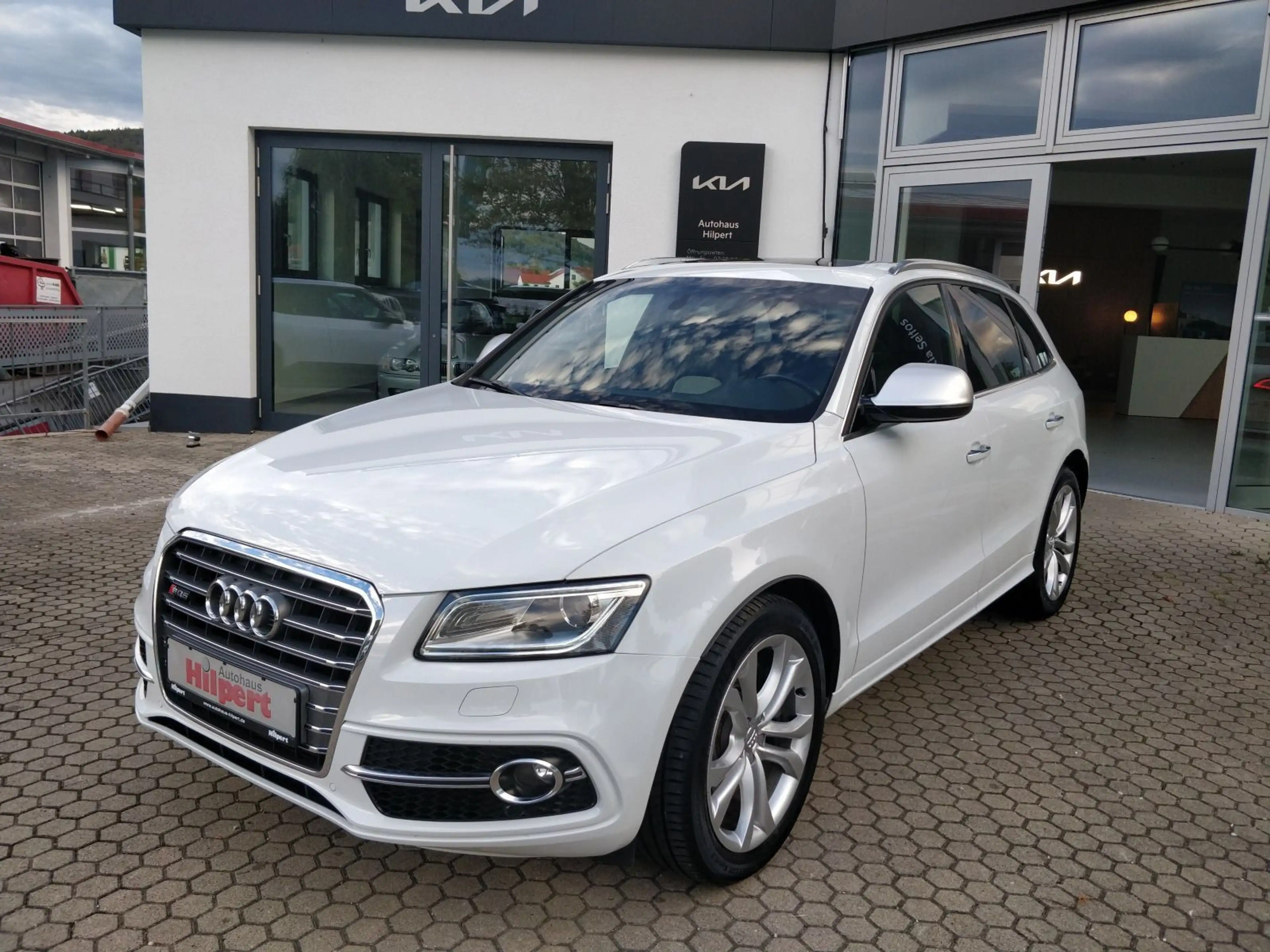 Audi SQ5 3.0 TDI quattro 313PS NAVI AHK PANO PDC KLIM — photo 2